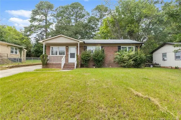 1046 Rulnick Street, Fayetteville, NC 28304