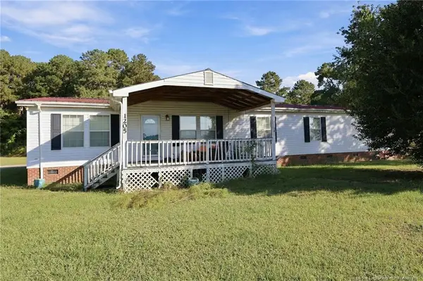 1205 Watershed Road, Newton Grove, NC 28366