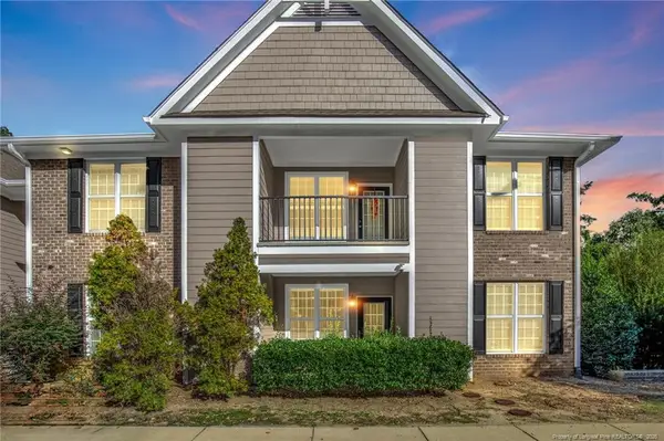 206 Fountainhead Lane, Fayetteville, NC 28301