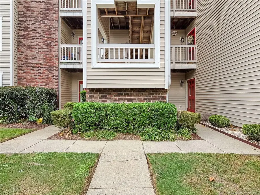 2705 Preston Woods Lane, Fayetteville, NC 28304 - #2