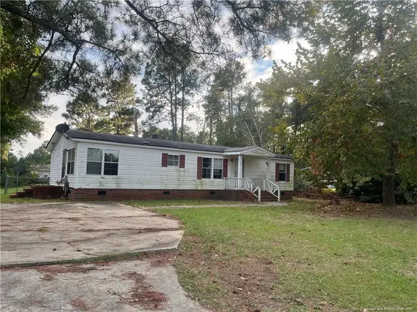 417 Dunrobin Drive, Raeford, NC 28376