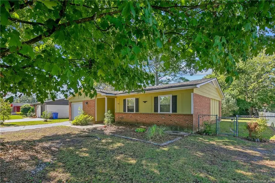 2226 Kingsberry Lane, Fayetteville, NC 28304 - #2