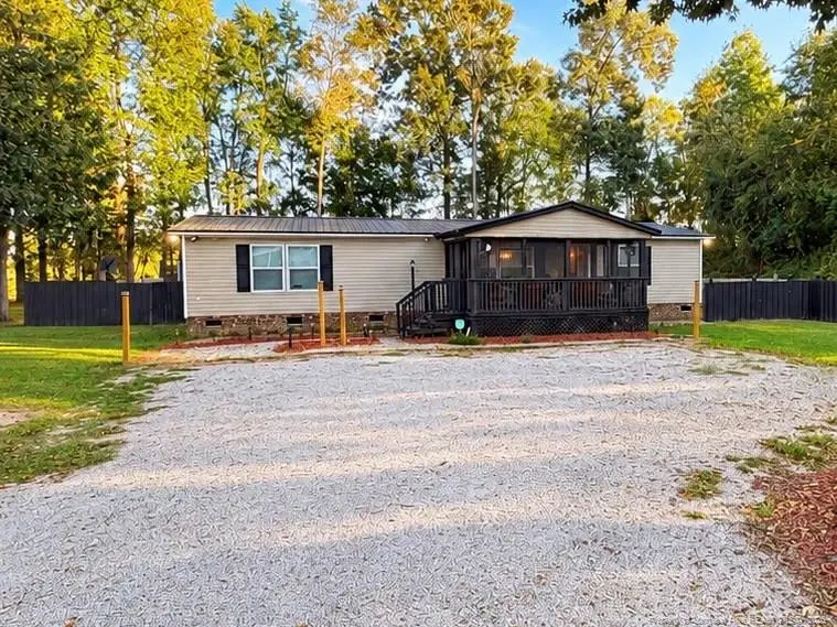 281 Brandie Road, Maxton, NC 28364 - #2