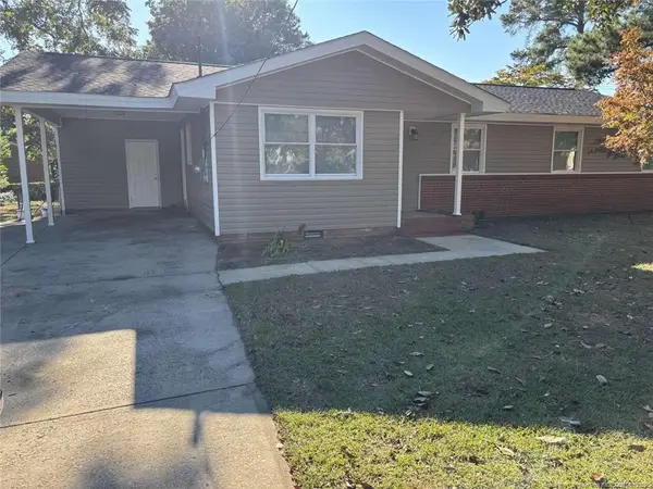 654 Montclair Road, Fayetteville, NC 28314