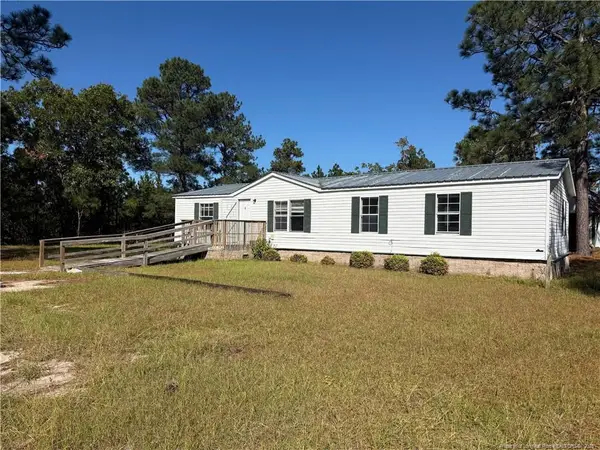 616 Hillcrest Drive, Raeford, NC 28376