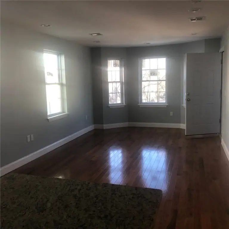 20 Virginia Lane, Providence, RI 02908 - Image #2