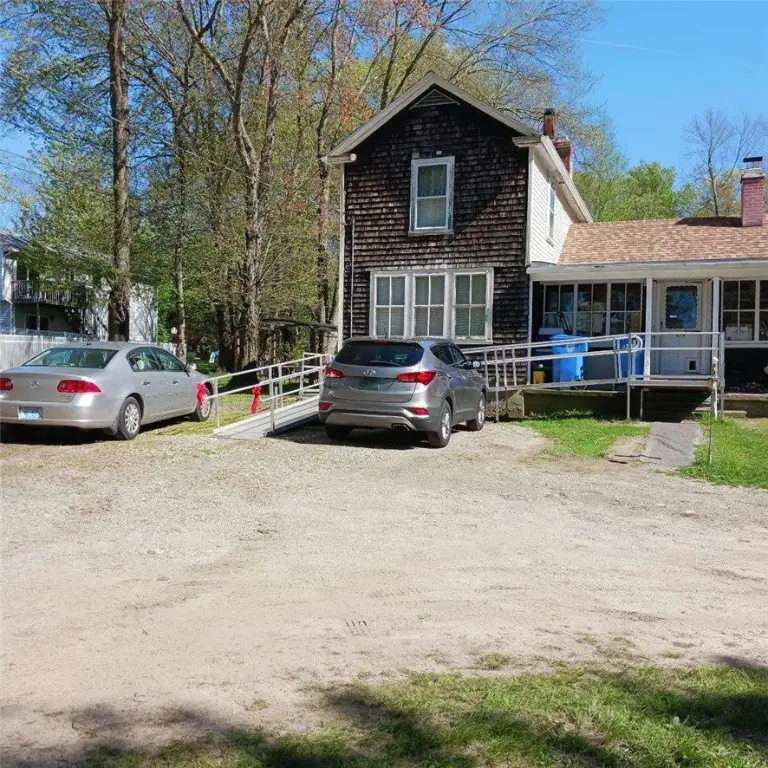 274 Albion Road, Lincoln, RI 02865 - Image #2