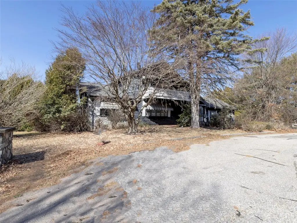 233 Annette Avenue, Woonsocket, RI 02895 - #1