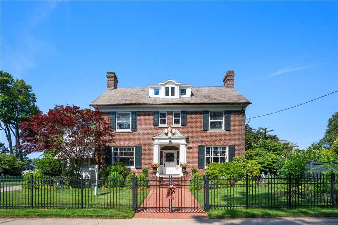 25 Seaview Avenue, Cranston, RI 02905 - #1