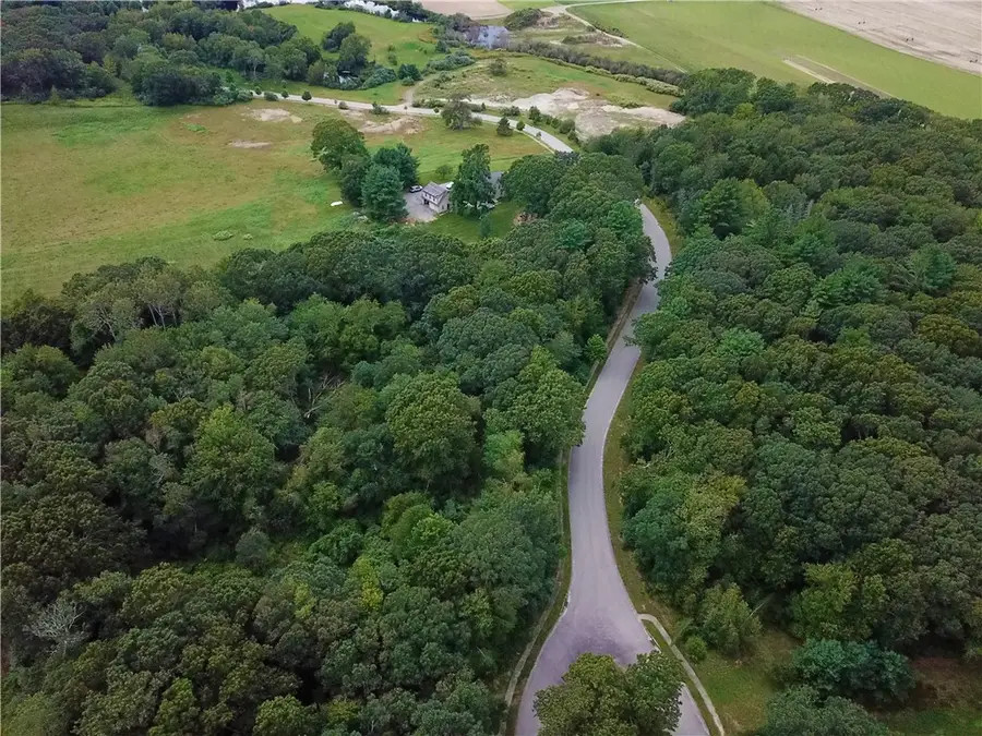 202 Explorer Drive, Saunderstown, RI 02874 - Image #3