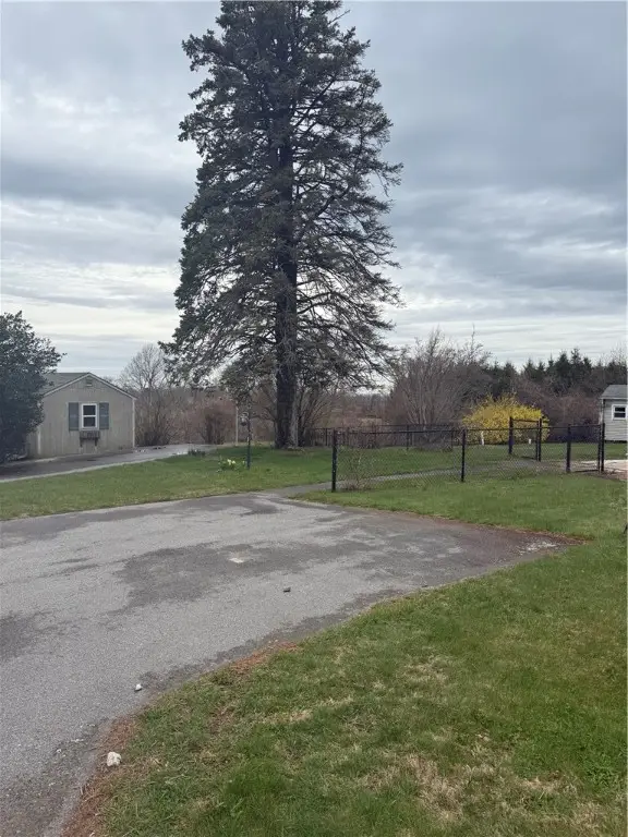 249 Middle Road, Portsmouth, RI 02871 - Image #2