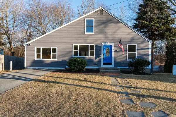 46 Hornbeam Drive, Cranston, RI 02921