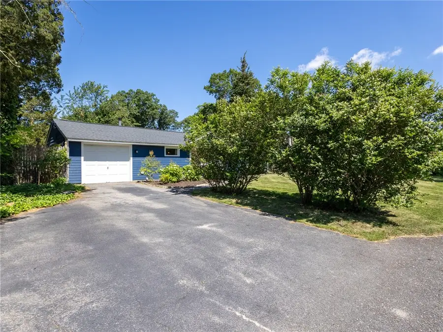69 Haverhill Avenue, Warwick, RI 02886 - Image #2