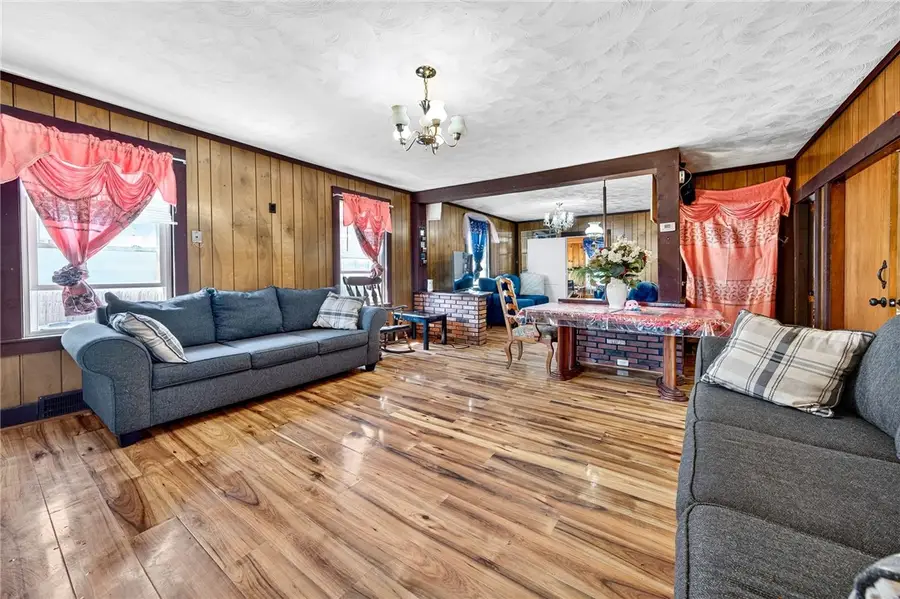 31 Norris Avenue, Pawtucket, RI 02861 - Image #3