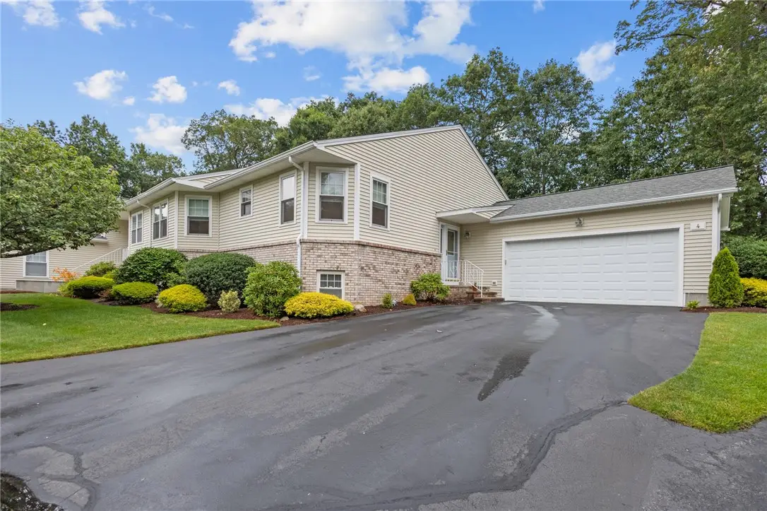 4 Hunters Run, North Providence, RI 02904 - Image #1