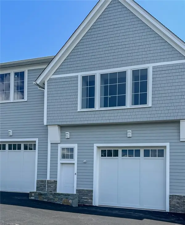 55 John Clarke Road #8, Middletown, RI 02842