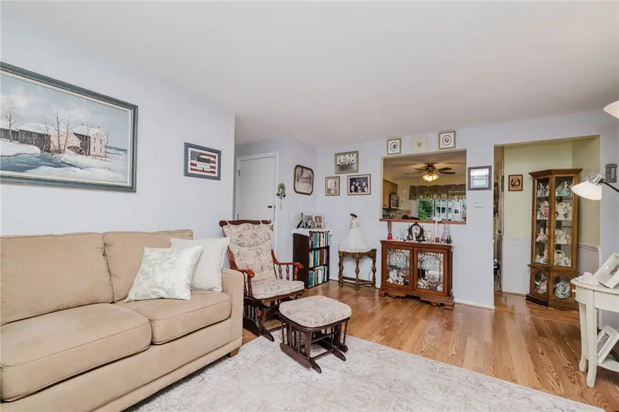 494 Putnam Pike #B5, Greenville, RI 02828 - Image #3