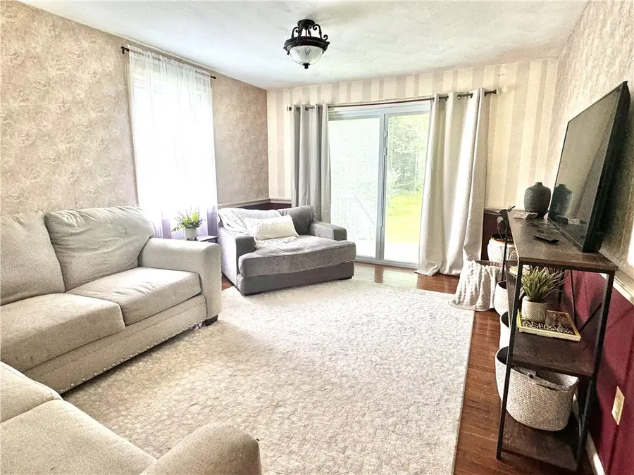 1035 Liberty Lane, South Kingstown, RI 02892 - Image #2