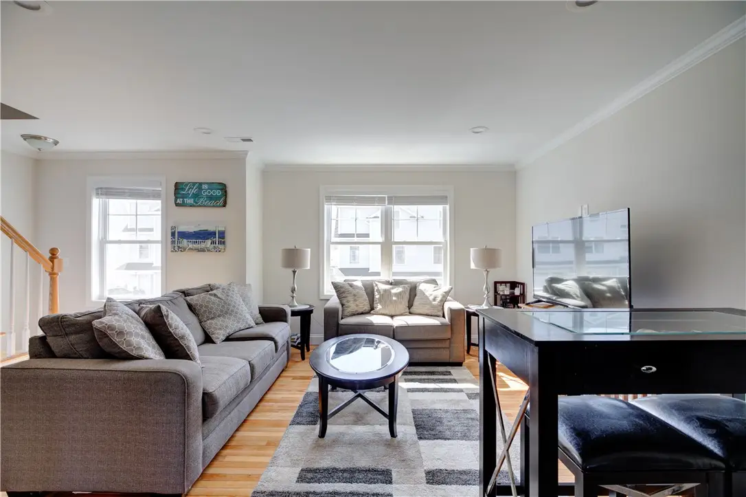 17 Mariner Way, Middletown, RI 02842 - Image #1