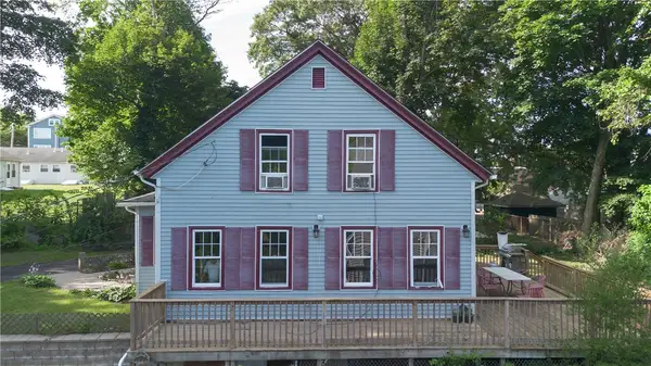 15 Tew Place, Providence, RI 02906