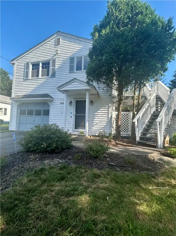 140 Alden Avenue, Warwick, RI 02886