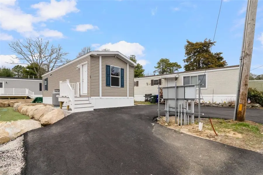 27 Foxtrot Drive, Charlestown, RI 02813 - Image #2