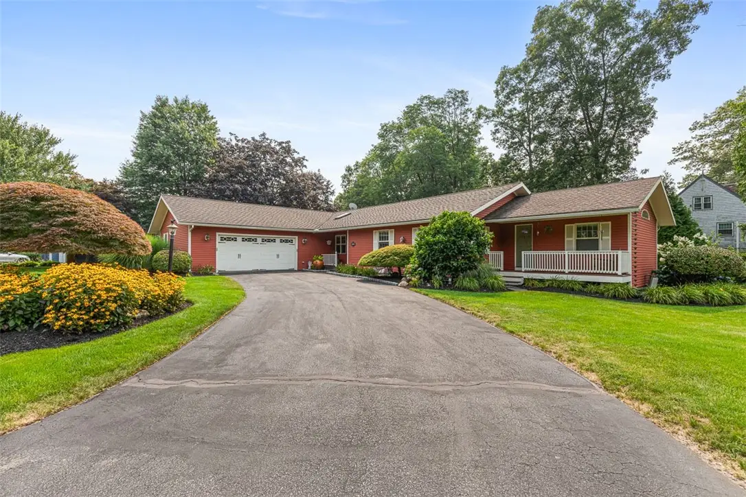 1 Robin Way, North Smithfield, RI 02896 - #1