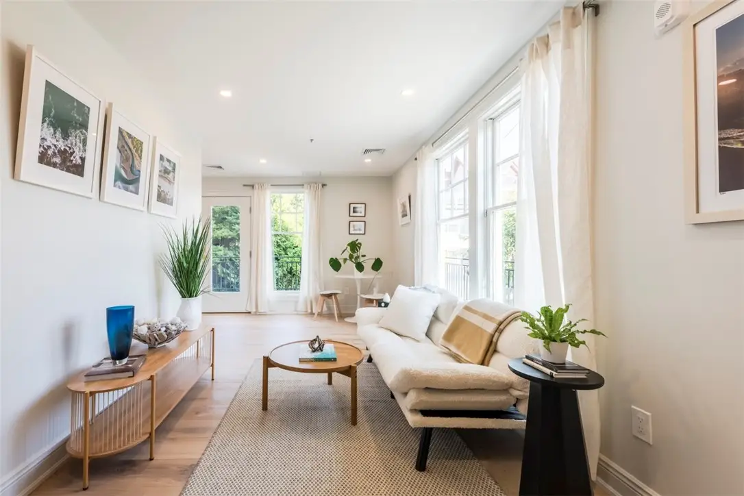 10 Brown & Howard #107, Newport, RI 02840 - Image #1