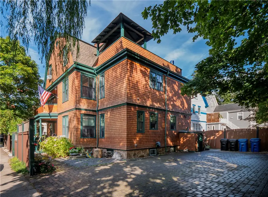 17 Lincoln Street, Newport, RI 02840 - Image #2