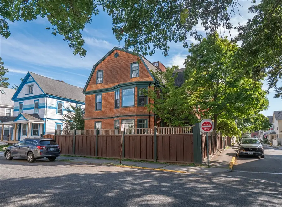 17 Lincoln Street, Newport, RI 02840 - Image #3