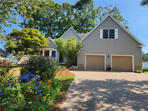 56 Wanda Street, Narragansett, RI 02882