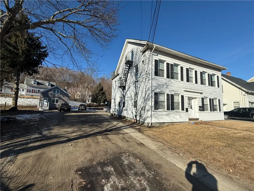 780 Providence Street, West Warwick, RI 02893 - Image #1