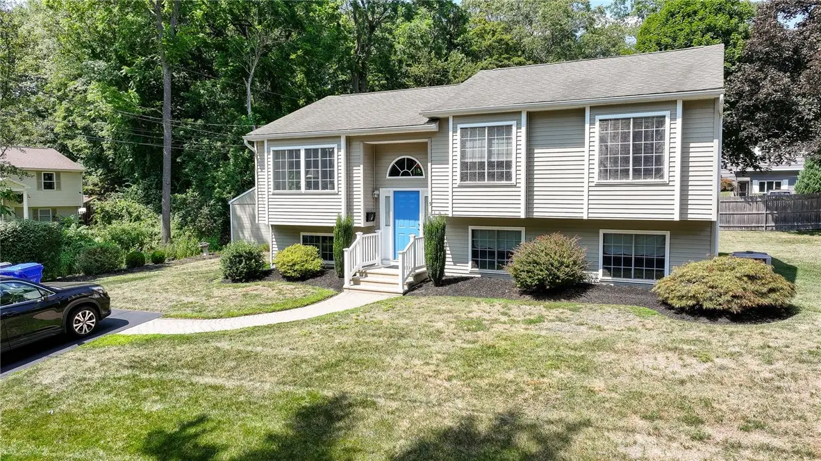 5 Justa Street, West Warwick, RI 02893 - Image #1