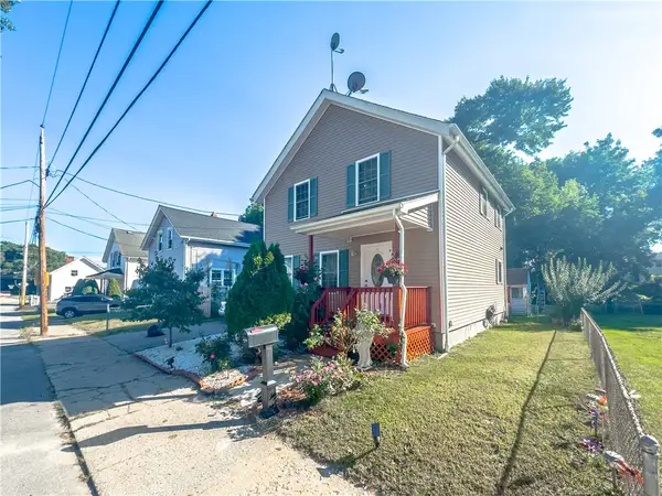 8 Arnold Avenue, Lincoln, RI 02865