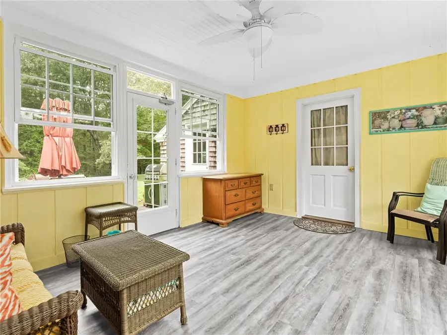 110 Hopkins Avenue, Johnston, RI 02919 - Image #3