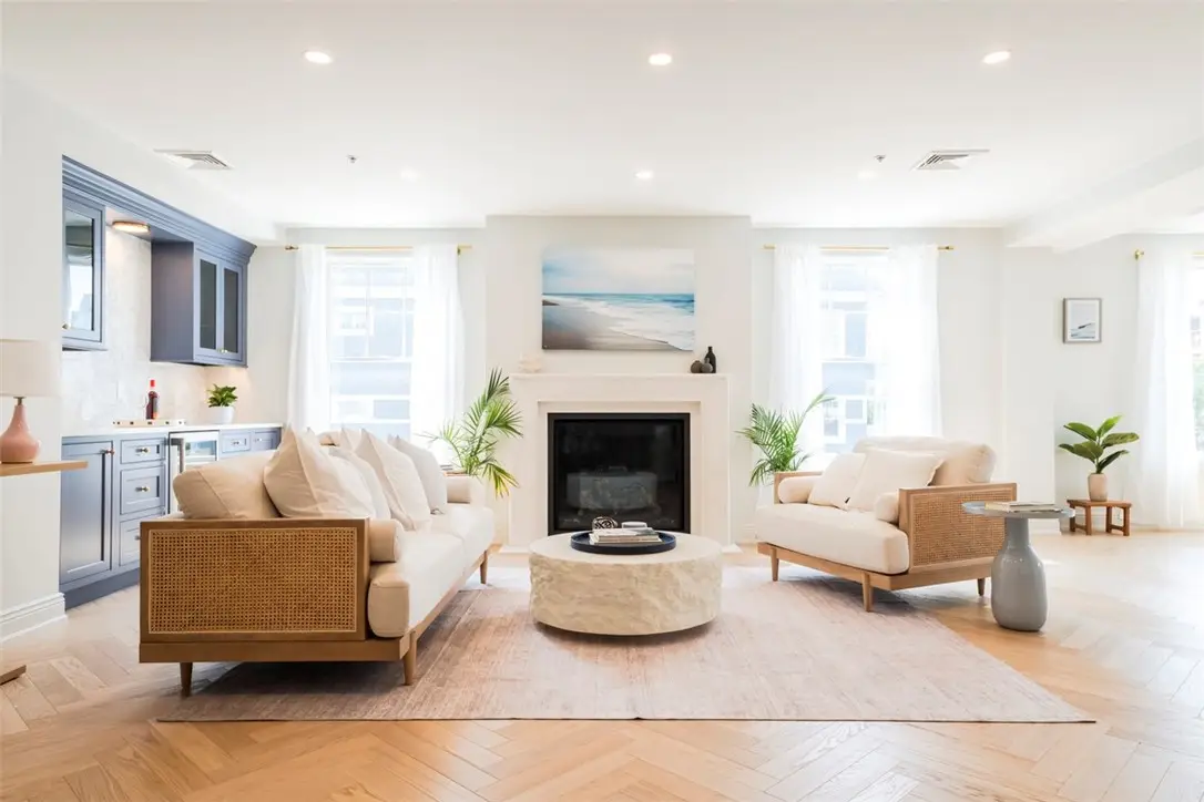 10 Brown & Howard #101, Newport, RI 02840 - Image #1