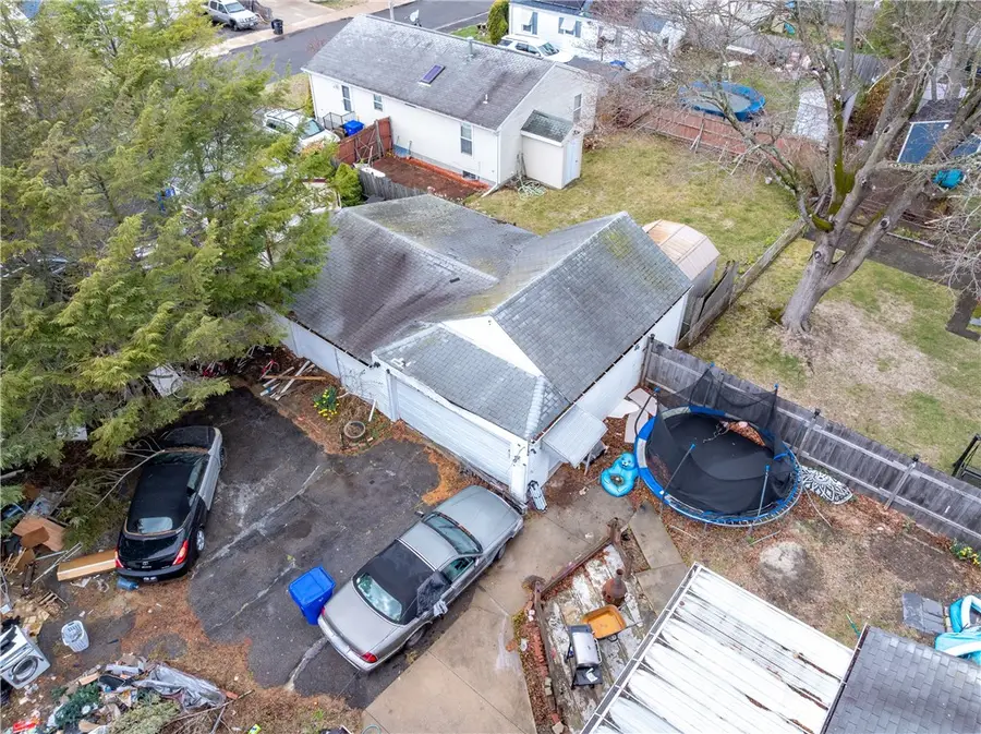 496 Beverage Hill Avenue, Pawtucket, RI 02861 - Image #3