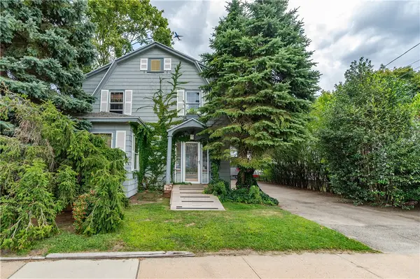 1052 Post Road, Warwick, RI 02888