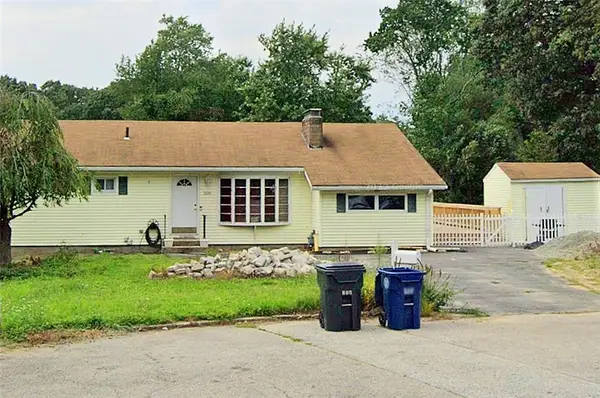 208 Negansett Avenue, Warwick, RI 02888