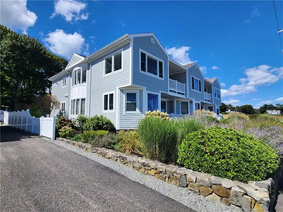 73 Conanicus Avenue #4, Jamestown, RI 02835 - Image #2