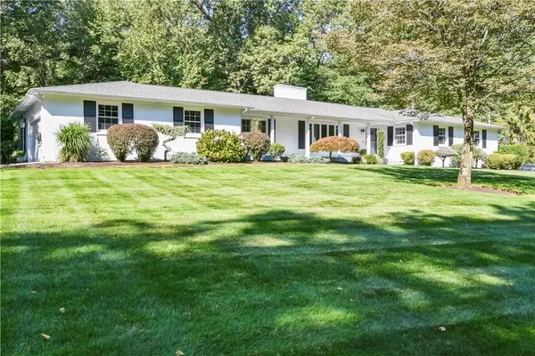 91 Cindyann Drive, East Greenwich, RI 02818