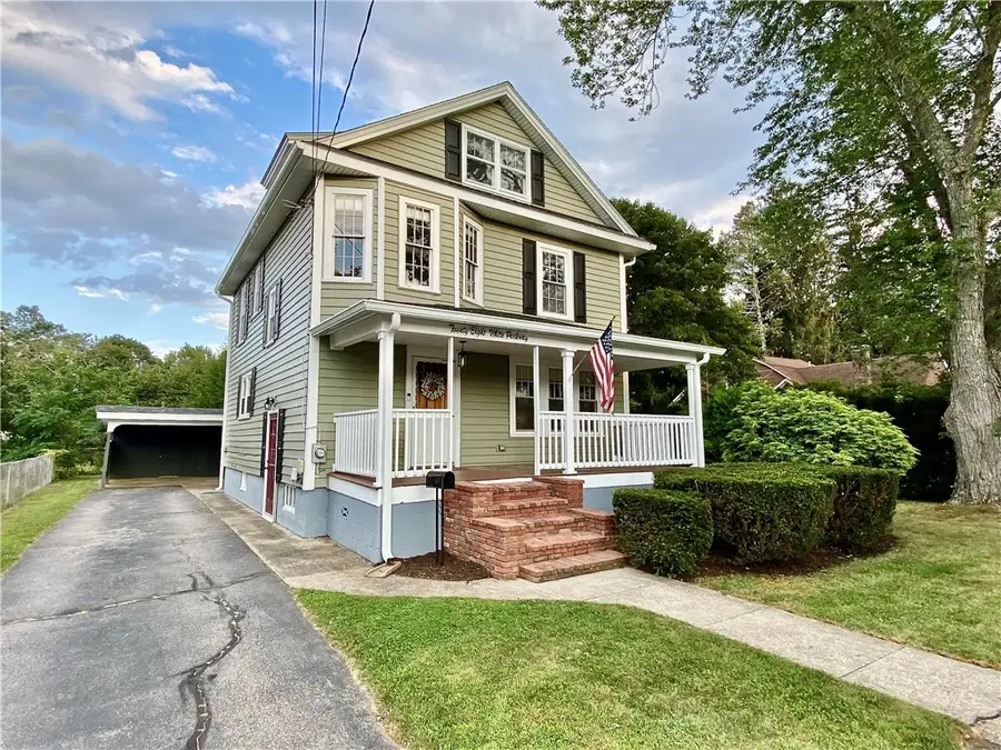 28 White Parkway, North Smithfield, RI 02896 - Image #2