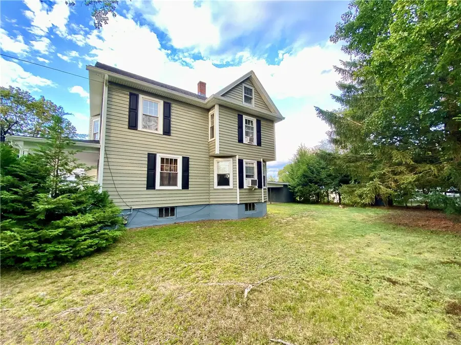 28 White Parkway, North Smithfield, RI 02896 - Image #3
