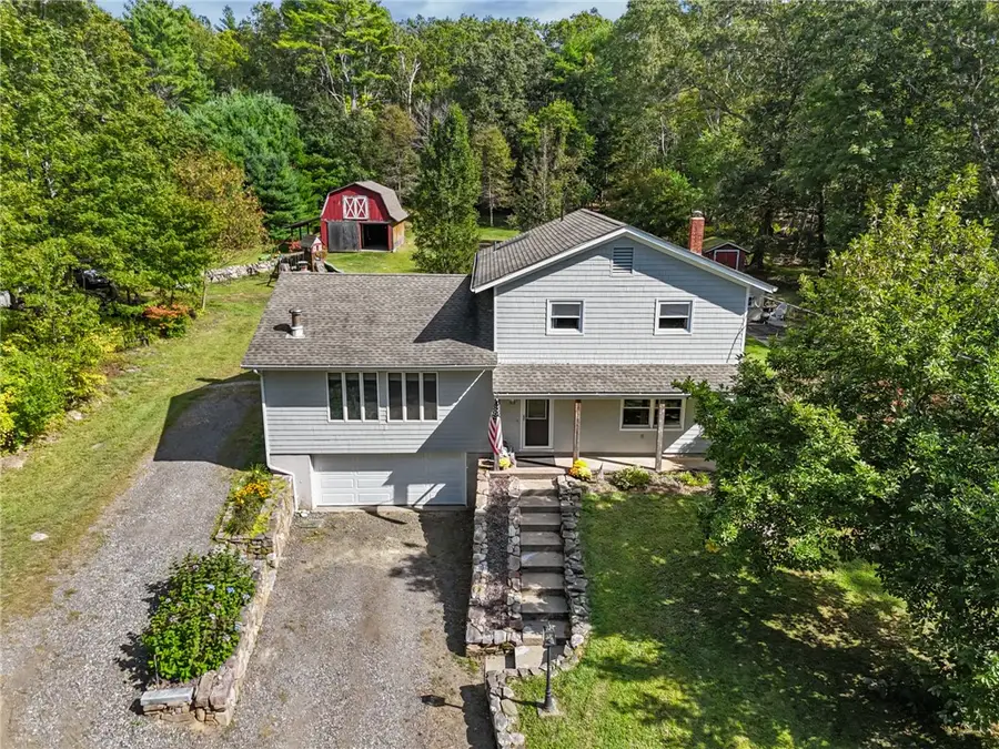 532 Lewis Farm Road, Coventry, RI 02827 - Image #2