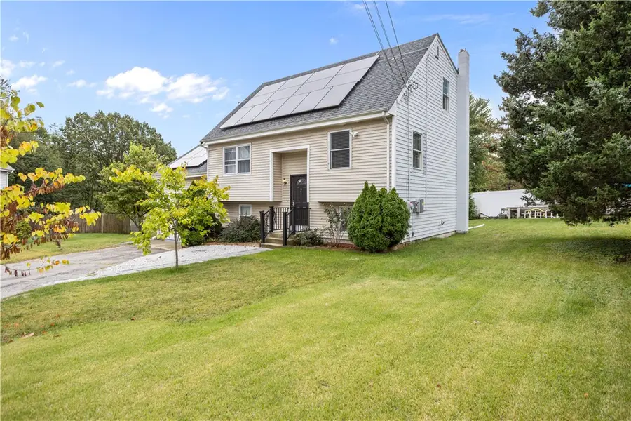 7 Jill Court, Riverside, RI 02915 - Image #3