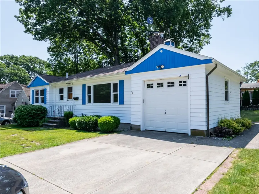 205 Lincoln Avenue, Barrington, RI 02806 - Image #3