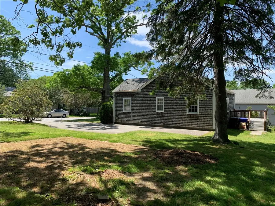 4 Harris Avenue, Warren, RI 02885 - Image #2