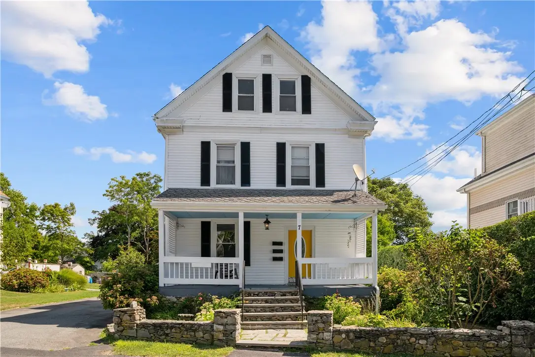 7 Caswell Avenue, Newport, RI 02840 - Image #1