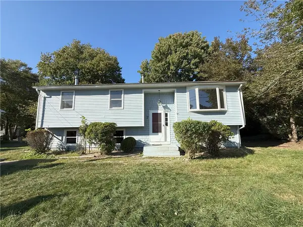 7 Leatherleaf Road, Narragansett, RI 02882