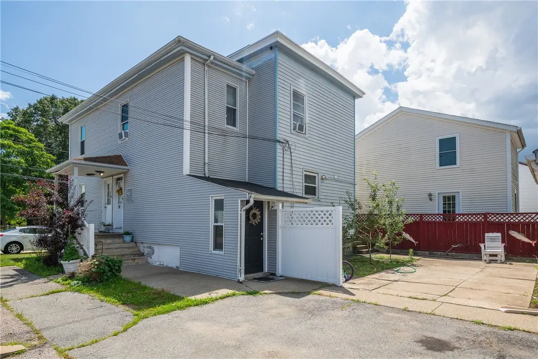 111 Raymond Avenue, Pawtucket, RI 02860 - Image #1